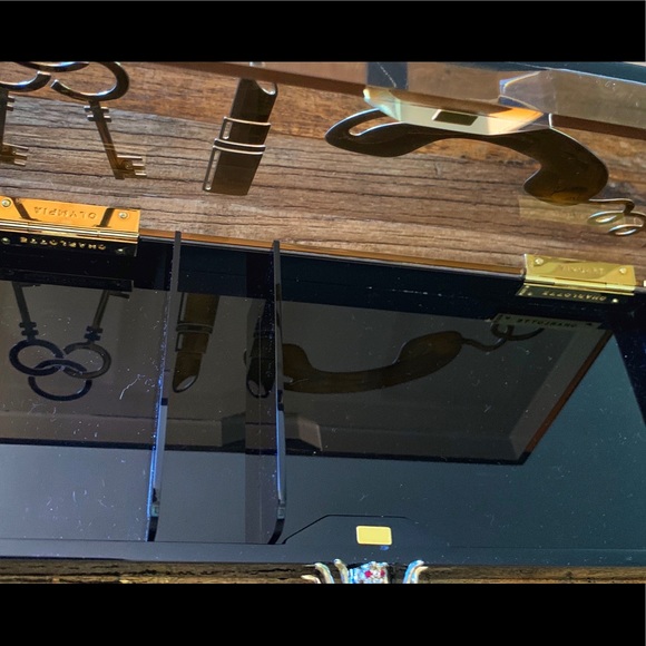 Charlotte Olympia essential box clutch Lipstick keys phone - Picture 5 of 7